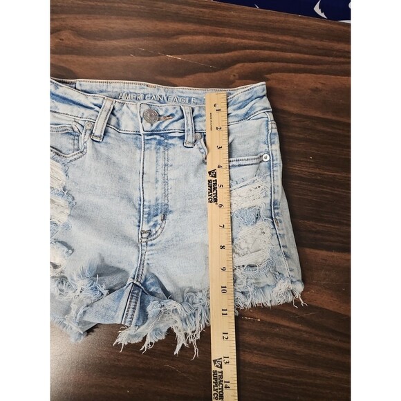 American Eagle Sz 6 Shorts Cut Off Distressed Light Wash Next Level Stretch - Picture 5 of 8